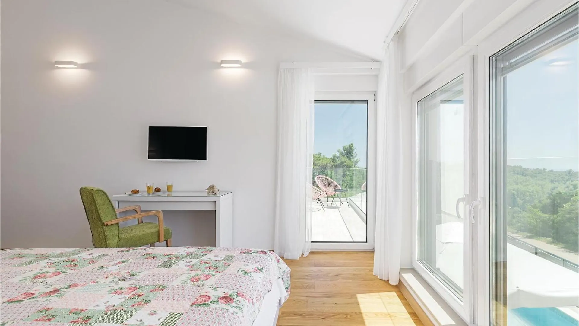 Feriehus Nice Home In Krnica With Jacuzzi Kroatien