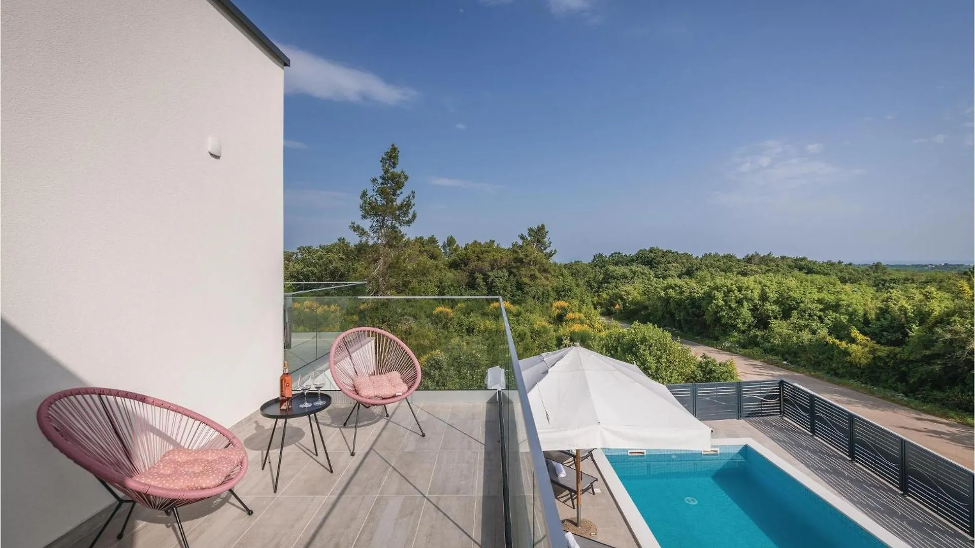Feriehus Nice Home In Krnica With Jacuzzi Kroatien